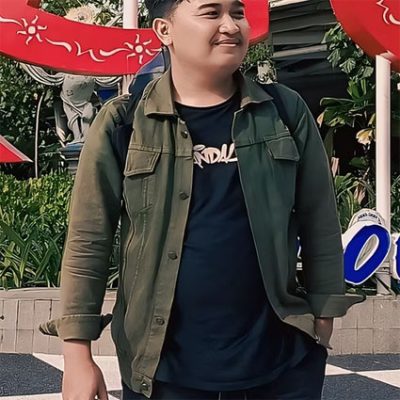 Dedy Sulistiyo Wibowo
(Penyunting Gambar/Editor)